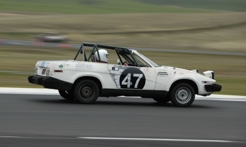Illustration for article titled 24 Hours Of LeMons Arse Freeze-A-Palooza Über Gallery: British Steel